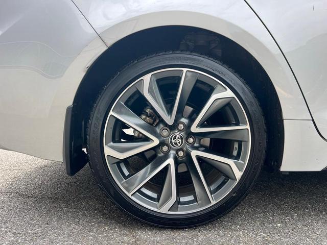 Photo of 2022 Classic Silver Metallic Toyota Corolla