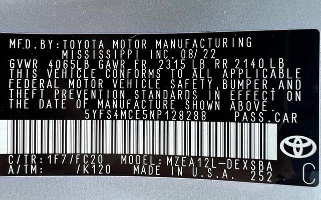 Photo of 2022 Classic Silver Metallic Toyota Corolla