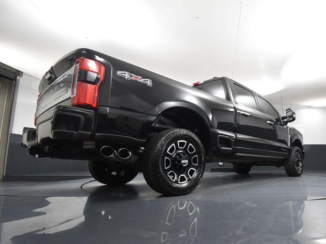 Photo of 2024 Agate Black Metallic Ford F-250