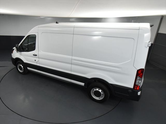 Photo of 2024 Oxford White Ford Transit-250