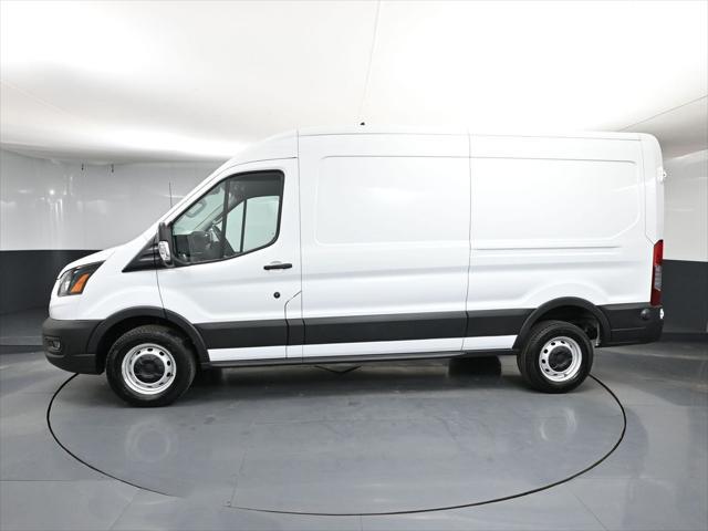 Photo of 2024 Oxford White Ford Transit-250