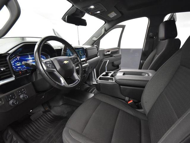 Photo of 2024 Summit White Chevrolet Silverado 2500