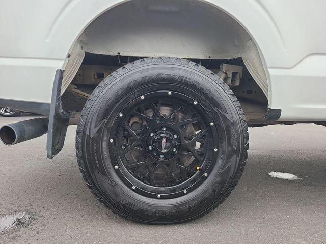 Photo of 2021 Oxford White Ford F-150