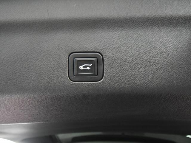 Photo of 2023 Onyx Black GMC Yukon XL