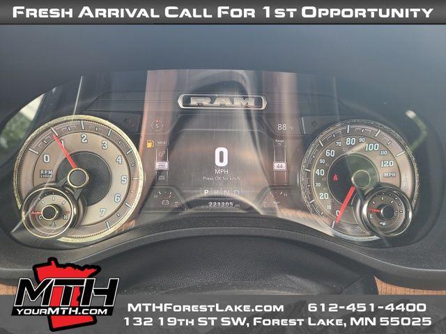 Photo of 2020 Bright White Clearcoat RAM 1500