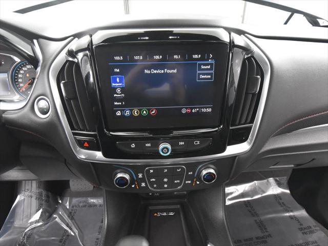 Photo of 2023 Mosaic Black Metallic Chevrolet Traverse