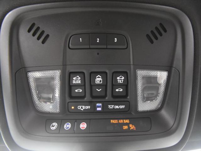 Photo of 2023 Mosaic Black Metallic Chevrolet Traverse