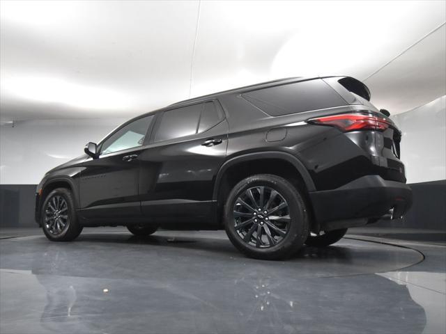 Photo of 2023 Mosaic Black Metallic Chevrolet Traverse