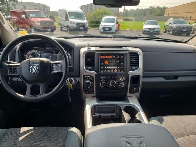Photo of 2017 Granite Crystal Metallic Clearcoat RAM 1500
