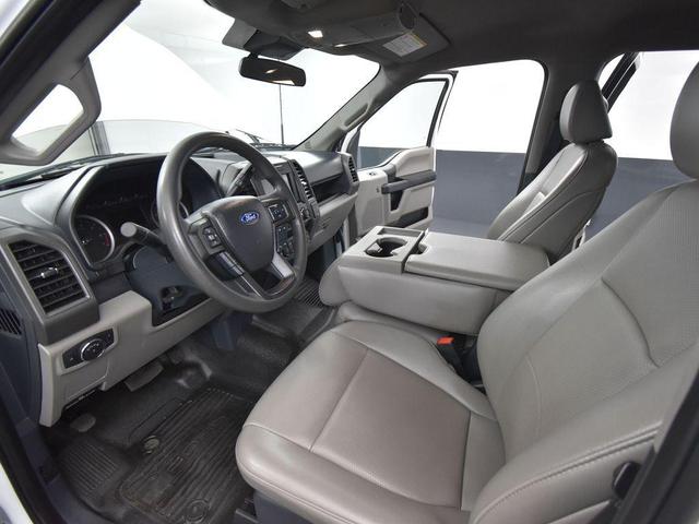 Photo of 2022 Oxford White Ford F-250