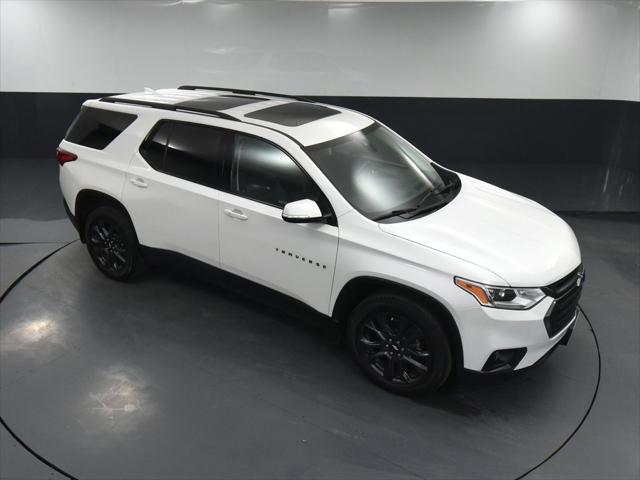 Photo of 2021 Iridescent Pearl Tricoat Chevrolet Traverse