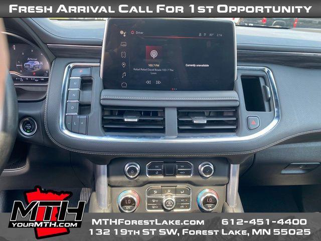 Photo of 2023 Frosted Pine Metallic GMC Yukon