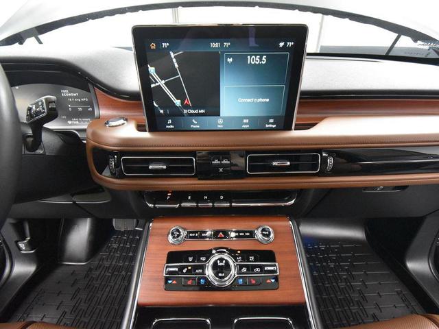 Photo of 2023 Infinite Black Metallic Clearcoat Lincoln Aviator
