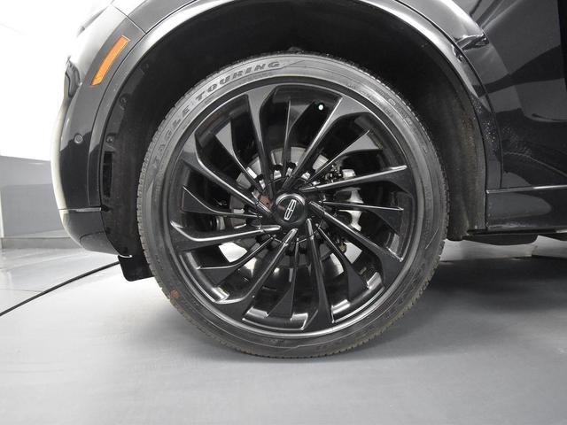 Photo of 2023 Infinite Black Metallic Clearcoat Lincoln Aviator