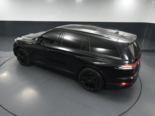 Photo of 2023 Infinite Black Metallic Clearcoat Lincoln Aviator