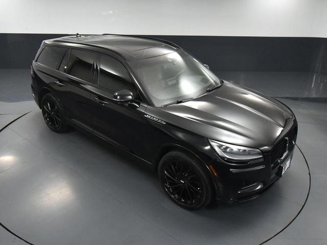 Photo of 2023 Infinite Black Metallic Clearcoat Lincoln Aviator