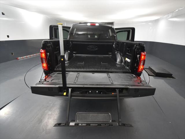 Photo of 2022 Agate Black Metallic Ford F-150