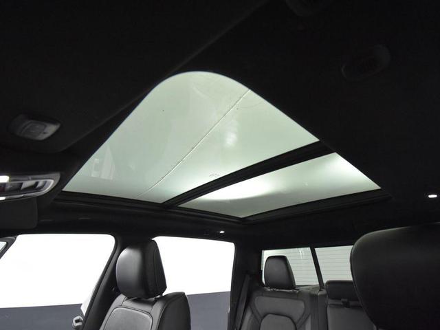 Photo of 2022 Granite Crystal Metallic Clearcoat RAM 1500