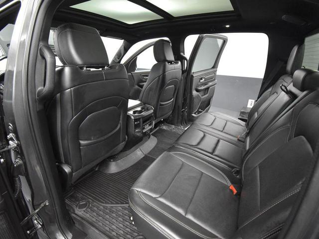 Photo of 2022 Granite Crystal Metallic Clearcoat RAM 1500