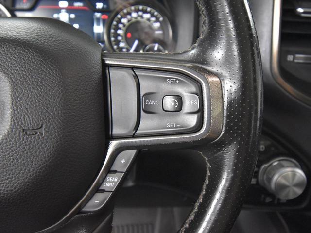Photo of 2022 Granite Crystal Metallic Clearcoat RAM 1500