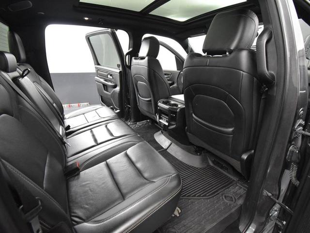 Photo of 2022 Granite Crystal Metallic Clearcoat RAM 1500