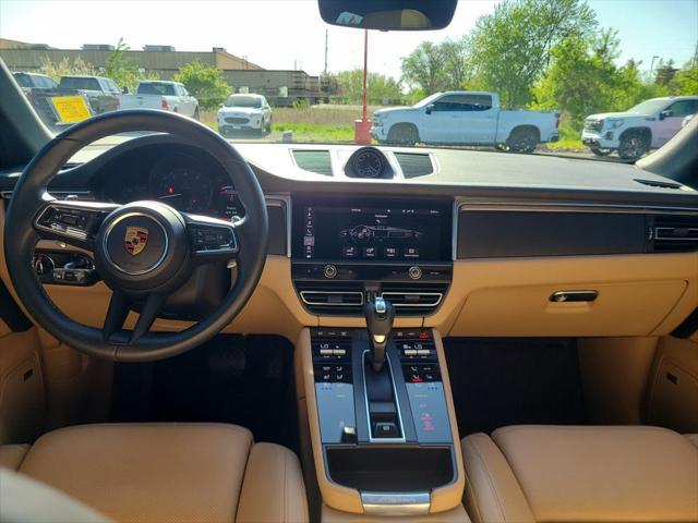 Photo of 2022 Night Blue Metallic Porsche Macan