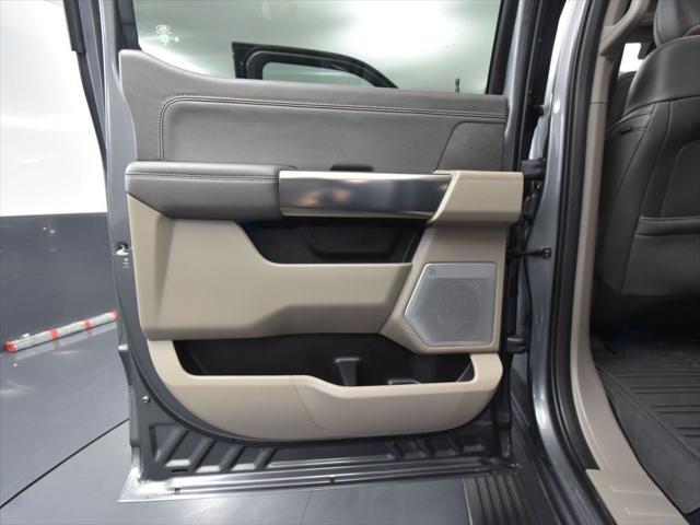 Photo of 2024 Carbonized Gray Metallic Ford F-150