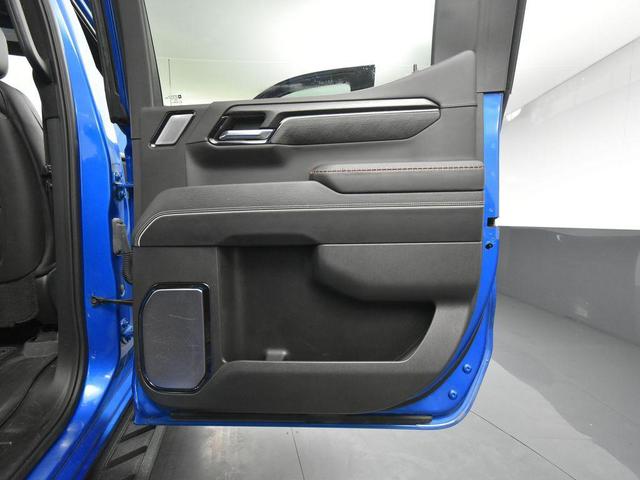 Photo of 2023 Dynamic Blue Metallic GMC Sierra 1500