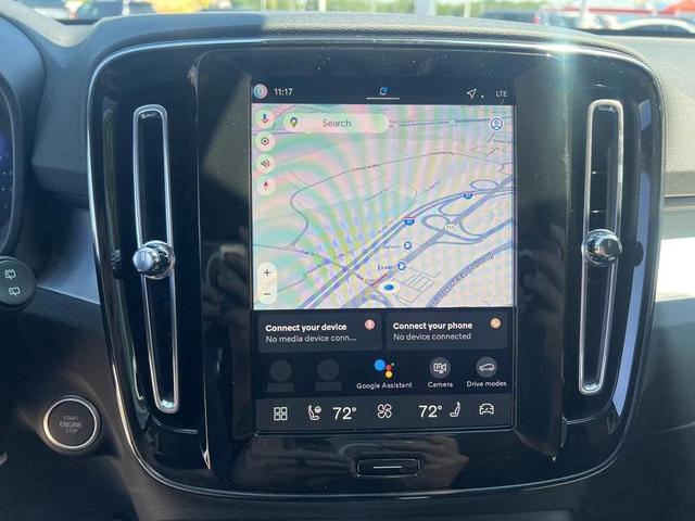 Photo of 2026 Vapour Gray Volvo XC40