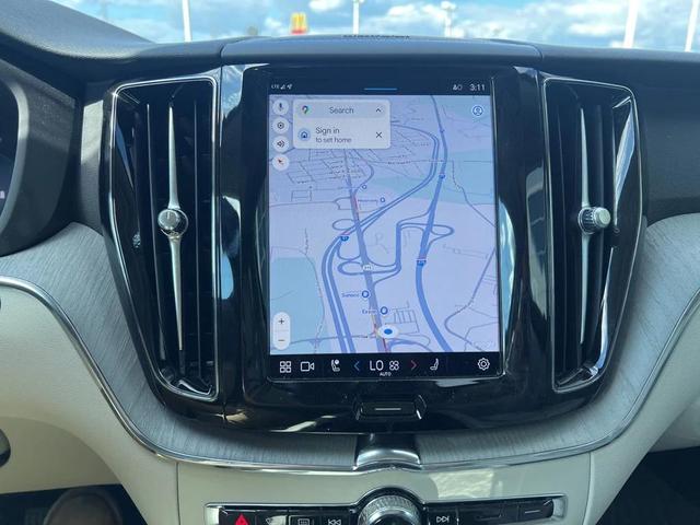 Photo of 2024 Denim Blue Metallic Volvo XC60