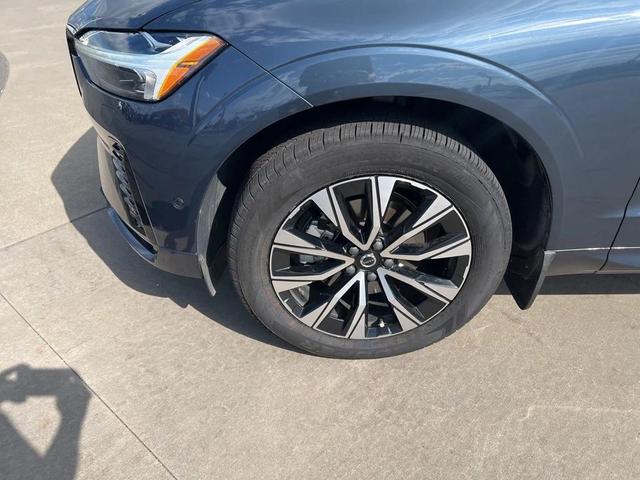Photo of 2024 Denim Blue Metallic Volvo XC60