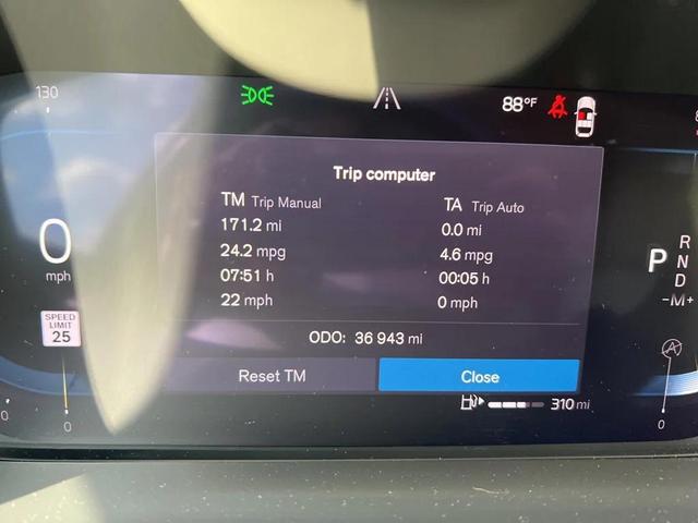 Photo of 2024 Denim Blue Metallic Volvo XC60