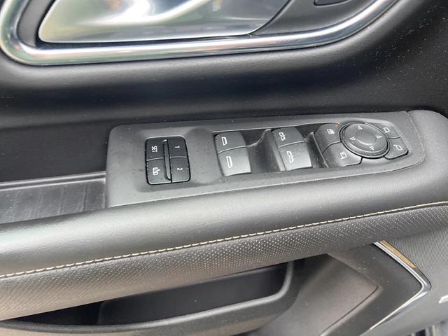 Photo of 2022 Satin Steel Metallic GMC Yukon