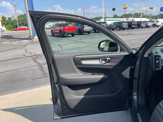 Photo of 2026 Forest Lake Volvo XC40