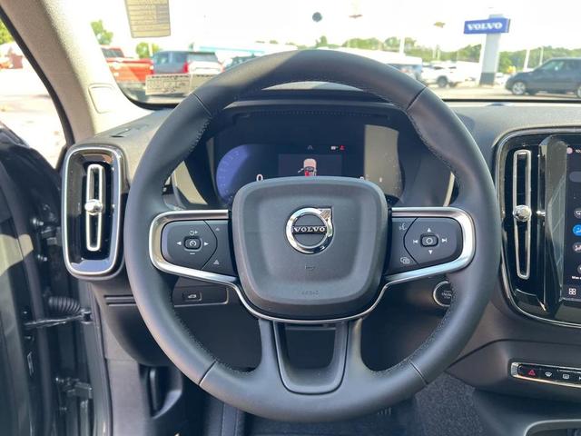 Photo of 2026 Forest Lake Volvo XC40