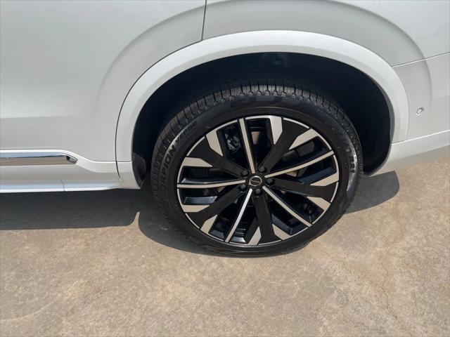 Photo of 2025 Crystal White Pearl Volvo XC90 Plug-In Hybrid
