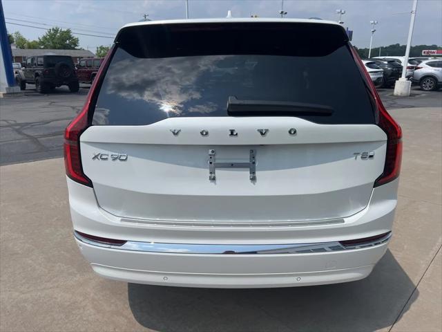 Photo of 2025 Crystal White Pearl Volvo XC90 Plug-In Hybrid
