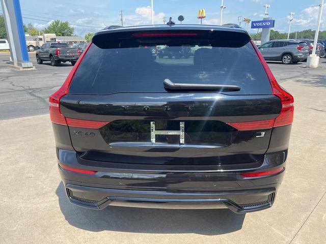 Photo of 2024 Onyx Black Metallic Volvo XC60 Recharge Plug-In Hybrid