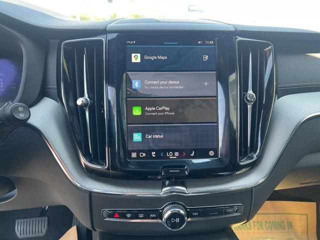 Photo of 2024 Onyx Black Metallic Volvo XC60 Recharge Plug-In Hybrid
