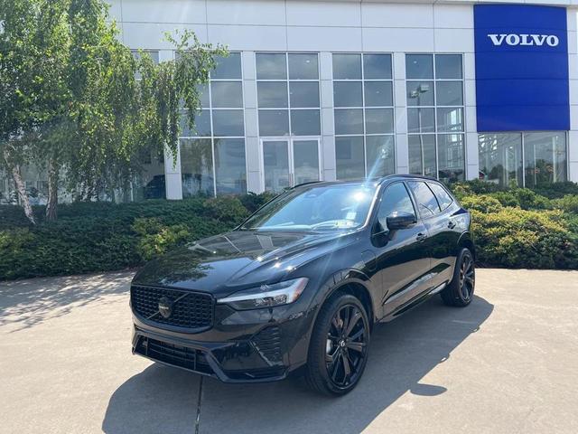 Photo of 2024 Onyx Black Metallic Volvo XC60 Recharge Plug-In Hybrid