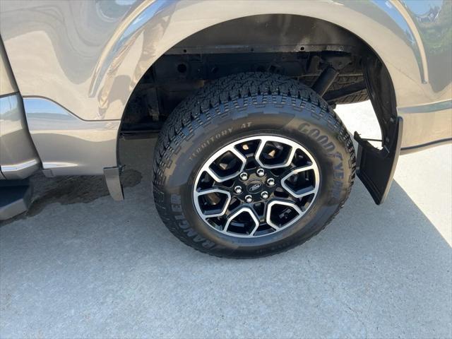Photo of 2022 Carbonized Gray Metallic Ford F-150