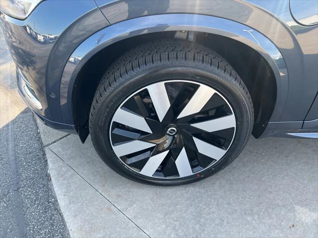 Photo of 2023 Denim Blue Metallic Volvo XC90 Recharge Plug-In Hybrid