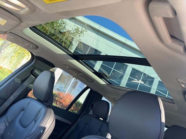 Photo of 2025 Denim Blue Volvo XC90 Plug-In Hybrid