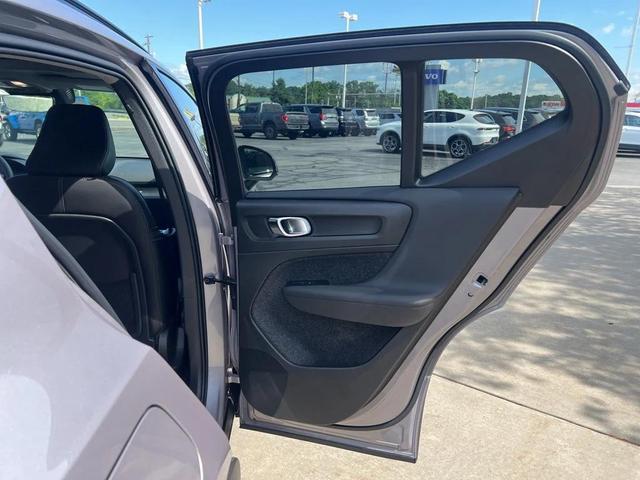 Photo of 2026 Aurora Silver Volvo XC40