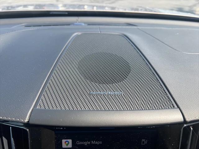 Photo of 2023 Bright Dusk Volvo XC60