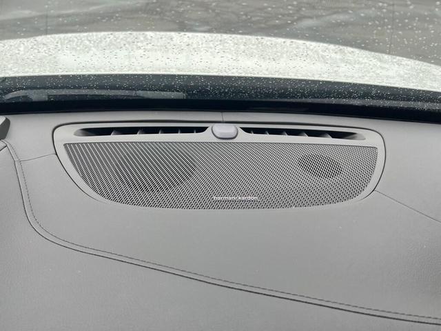 Photo of 2022 White Volvo XC90