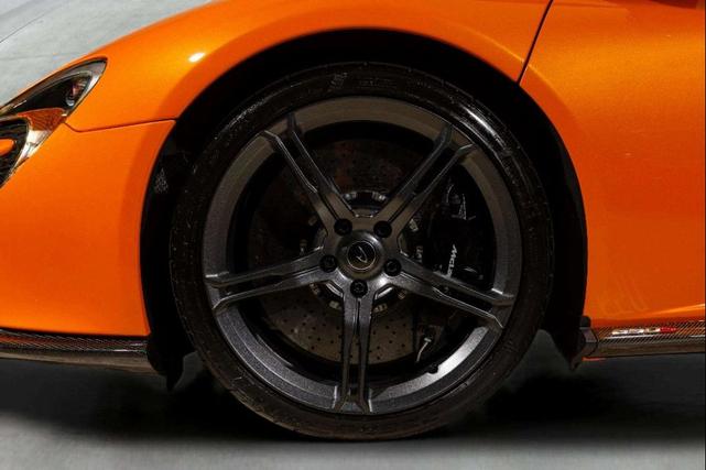 Photo of 2016 Orange McLaren 650S