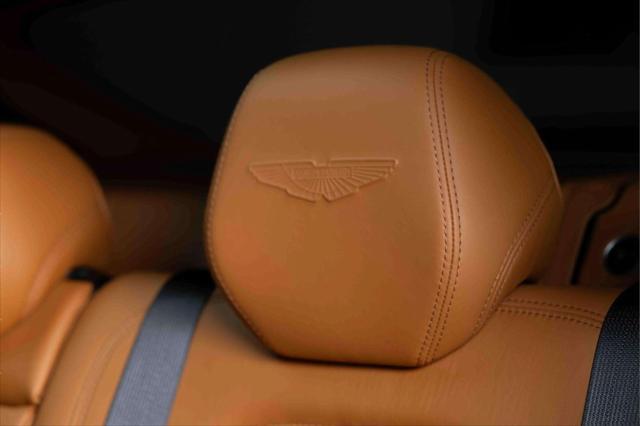 Photo of 2021 Lunar White Aston Martin DBX