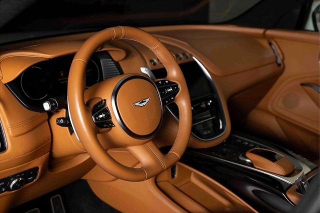 Photo of 2021 Lunar White Aston Martin DBX
