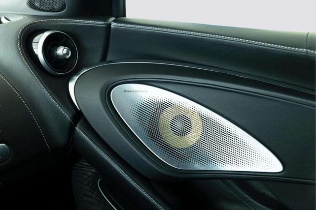 Photo of 2020 Silica White McLaren GT